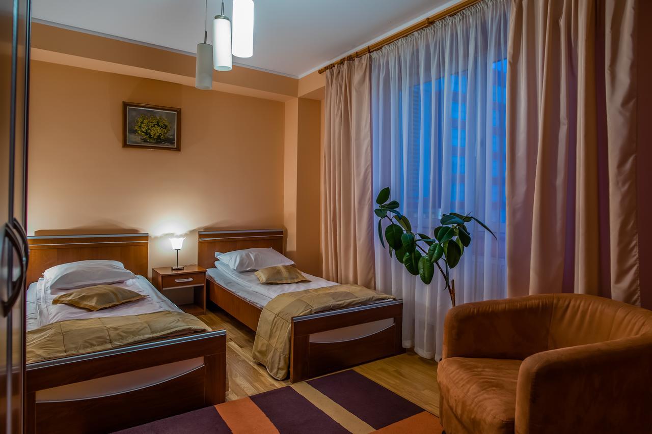 Hotel Maria Rădăuţi المظهر الخارجي الصورة