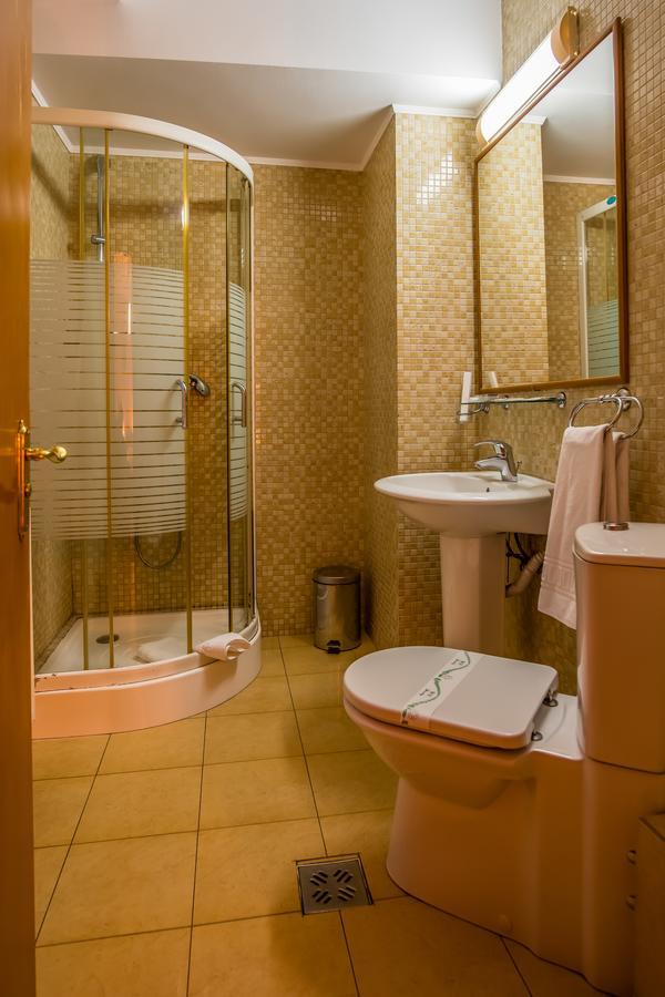 Hotel Maria Rădăuţi المظهر الخارجي الصورة