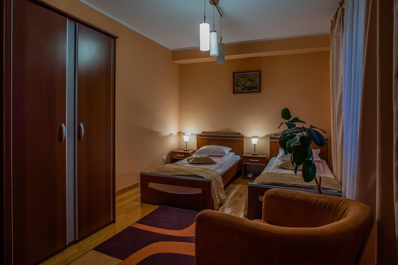 Hotel Maria Rădăuţi المظهر الخارجي الصورة